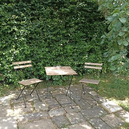 L'Echappee Au Jardin, Yourte Bucolique Godinne Екстер'єр фото