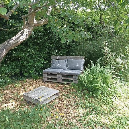 L'Echappee Au Jardin, Yourte Bucolique Godinne Екстер'єр фото
