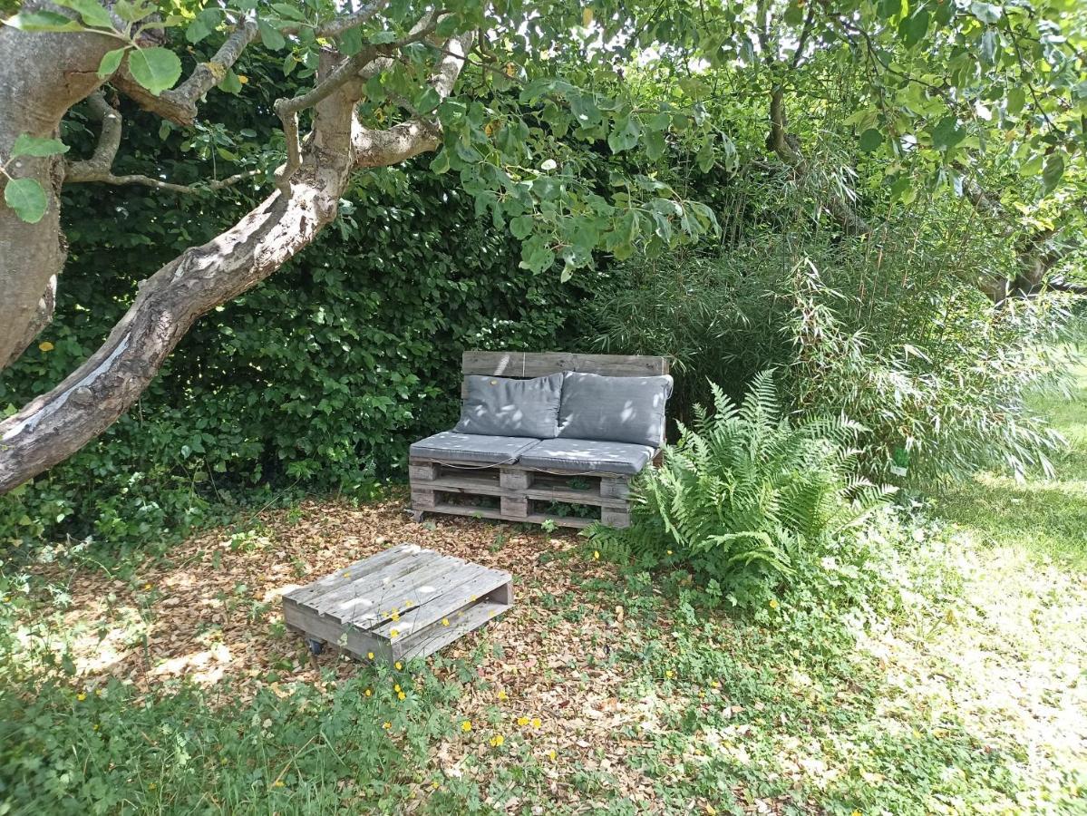 L'Echappee Au Jardin, Yourte Bucolique Godinne Екстер'єр фото